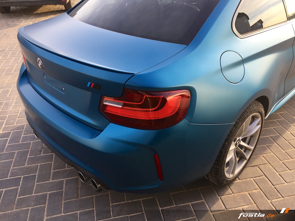 BMW M2 - Folieren Lackschutz Vollverklebung XPEL Blau-Matt Steinschlagschutz 11.jpg
