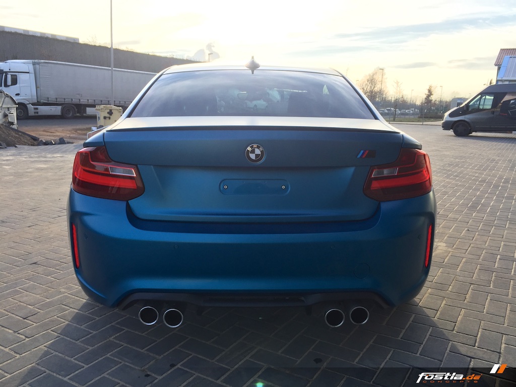 BMW M2 - Folieren Lackschutz Vollverklebung XPEL Blau-Matt Steinschlagschutz 12.jpg