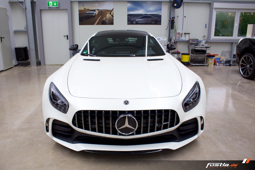 Titel - Mercedes Benz AMG GTR - Lackschutz Steinschlagschutz XPEL Weiß White Folierung 1.jpg