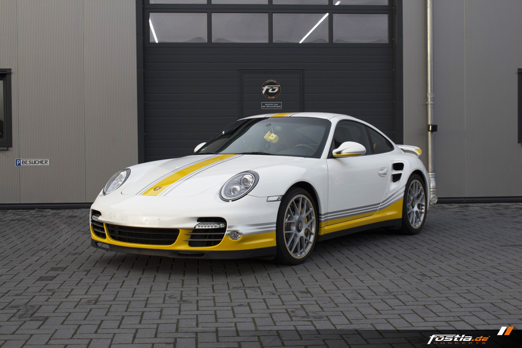 Porsche 911 Turbo 997 Car-Wrapping Design Streifen Gelb Yellow Folieren Exclusive 01.jpg