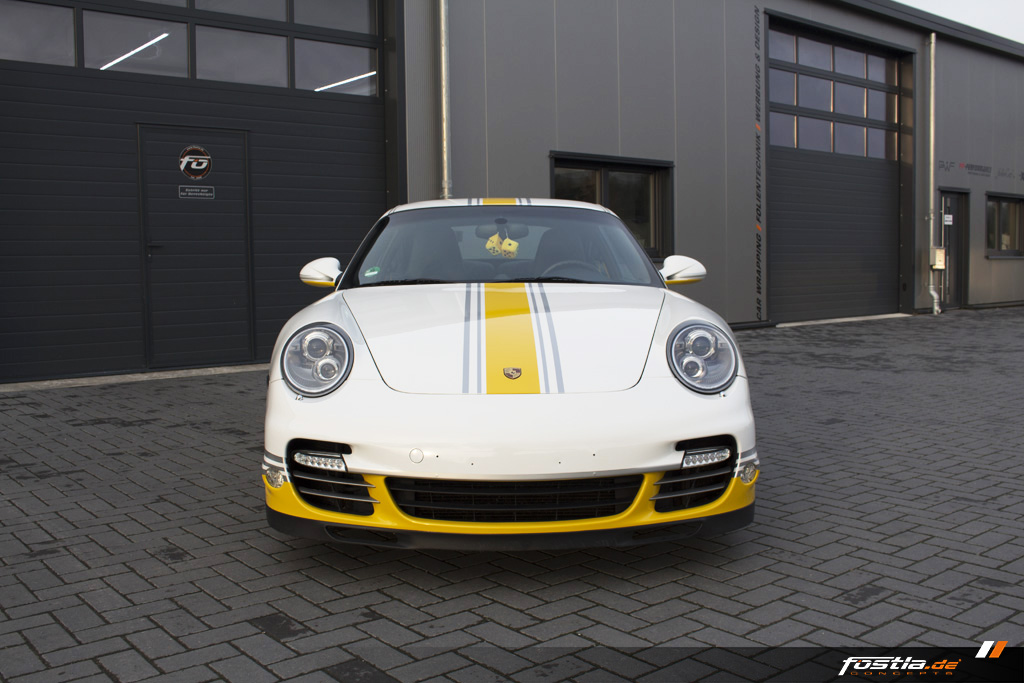Porsche 911 Turbo 997 Car-Wrapping Design Streifen Gelb Yellow Folieren Exclusive 07.jpg