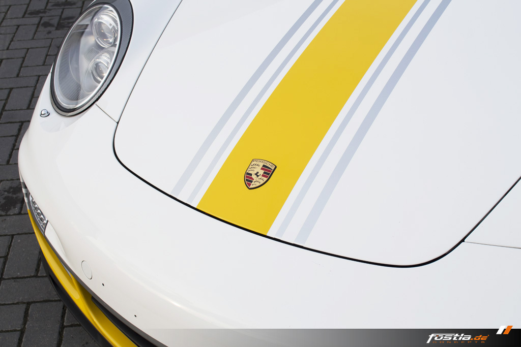 Porsche 911 Turbo 997 Car-Wrapping Design Streifen Gelb Yellow Folieren Exclusive 10.jpg