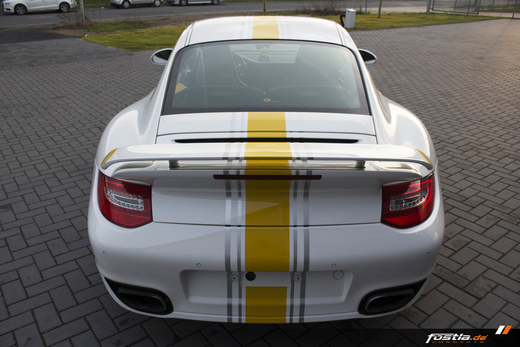 Porsche 911 Turbo 997 Car-Wrapping Design Streifen Gelb Yellow Folieren Exclusive 13.jpg