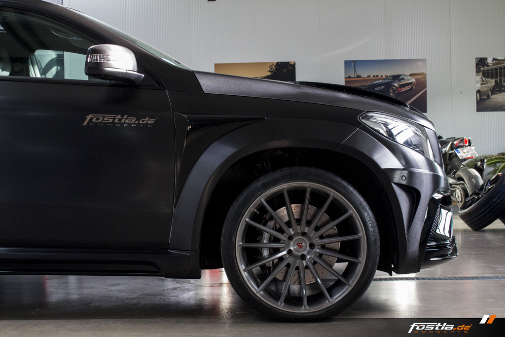 Mercedes GLE 63 AMG Coupé C292 Prior-Design Widebody Tuning Car-Wrapping Black Brushed 07.jpg