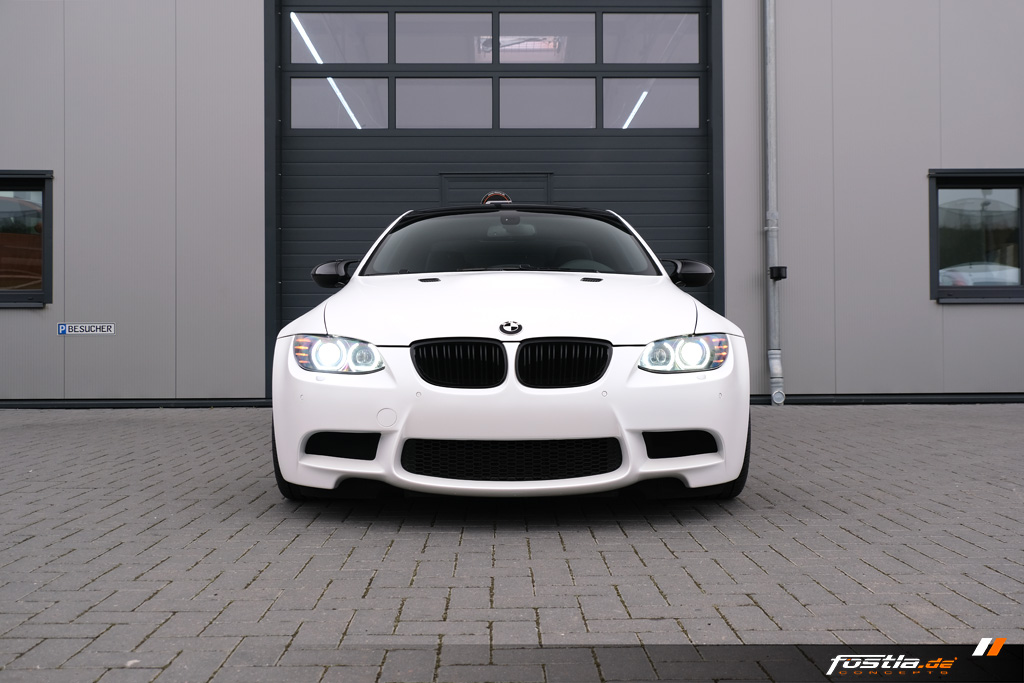BMW M3 Coupé E92 Weiß-Matt Vollfolierung Camo Camoflage Design (13).jpg