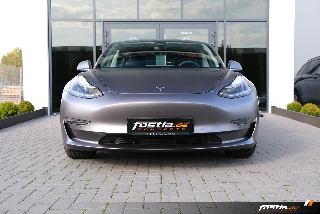 Tesla Model 3 Satin Dark Grey Vollfolierung Teilfolierung Folierung Hannover (1).jpg