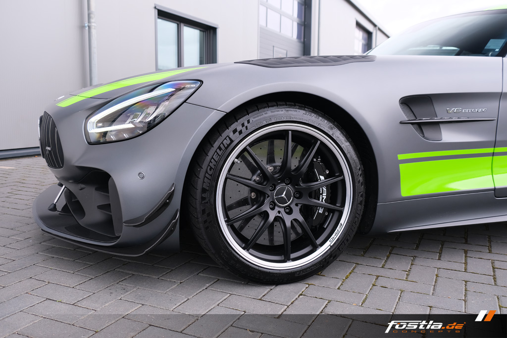 Mercedes-AMG GTR PRO C190 designo selenitgrau magno Lackschutz Matt XPEL Stealth Teilfolierung Hannover (10).jpg