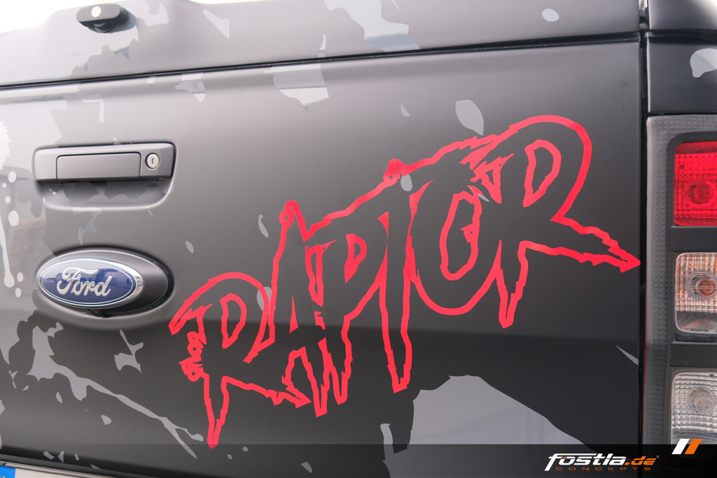 Ford Ranger Raptor Schwarz Rot Teilfolierung Design Hannover (18).jpg