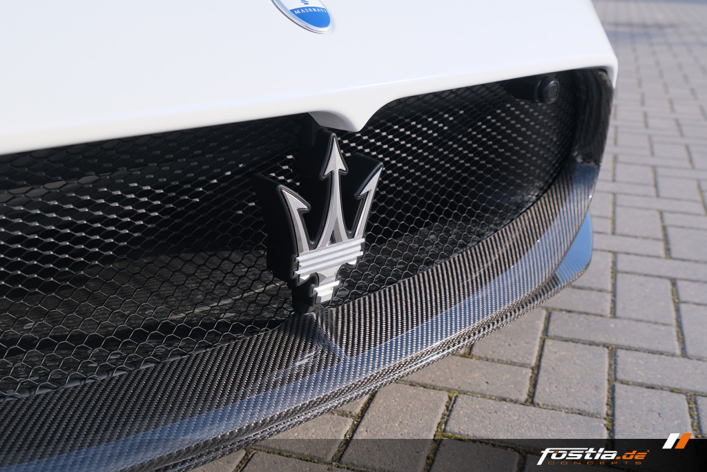 Maserati MC20 Bianco Audace Lackschutz Vollfolierung Hannover Hypercar (14).jpg