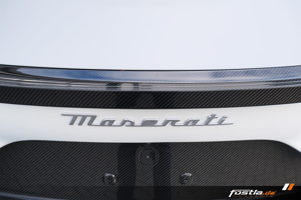 Maserati MC20 Bianco Audace Lackschutz Vollfolierung Hannover Hypercar (27).jpg